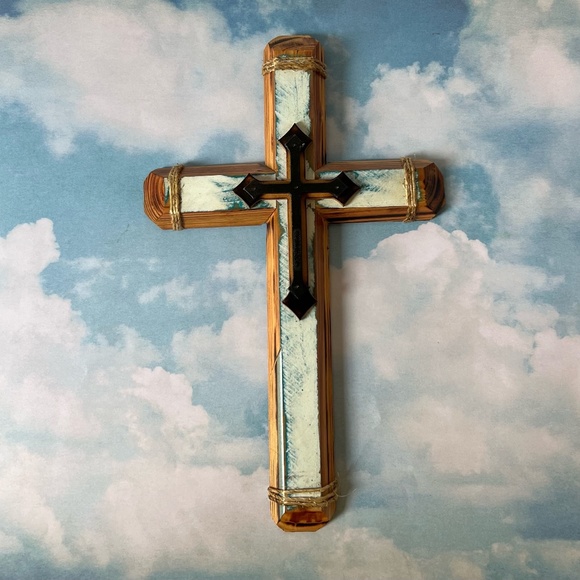 Other - Vintage style wooden cross